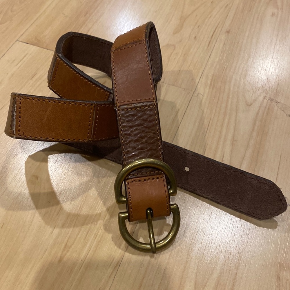Vintage brown leather Fossil belt. Size M